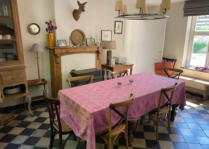 Famenne16 Holiday home *